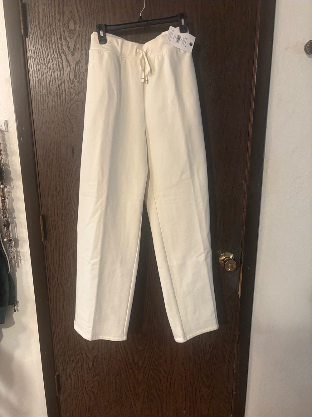 Champion Women's Cream Straight-Leg Joggers New with tags
